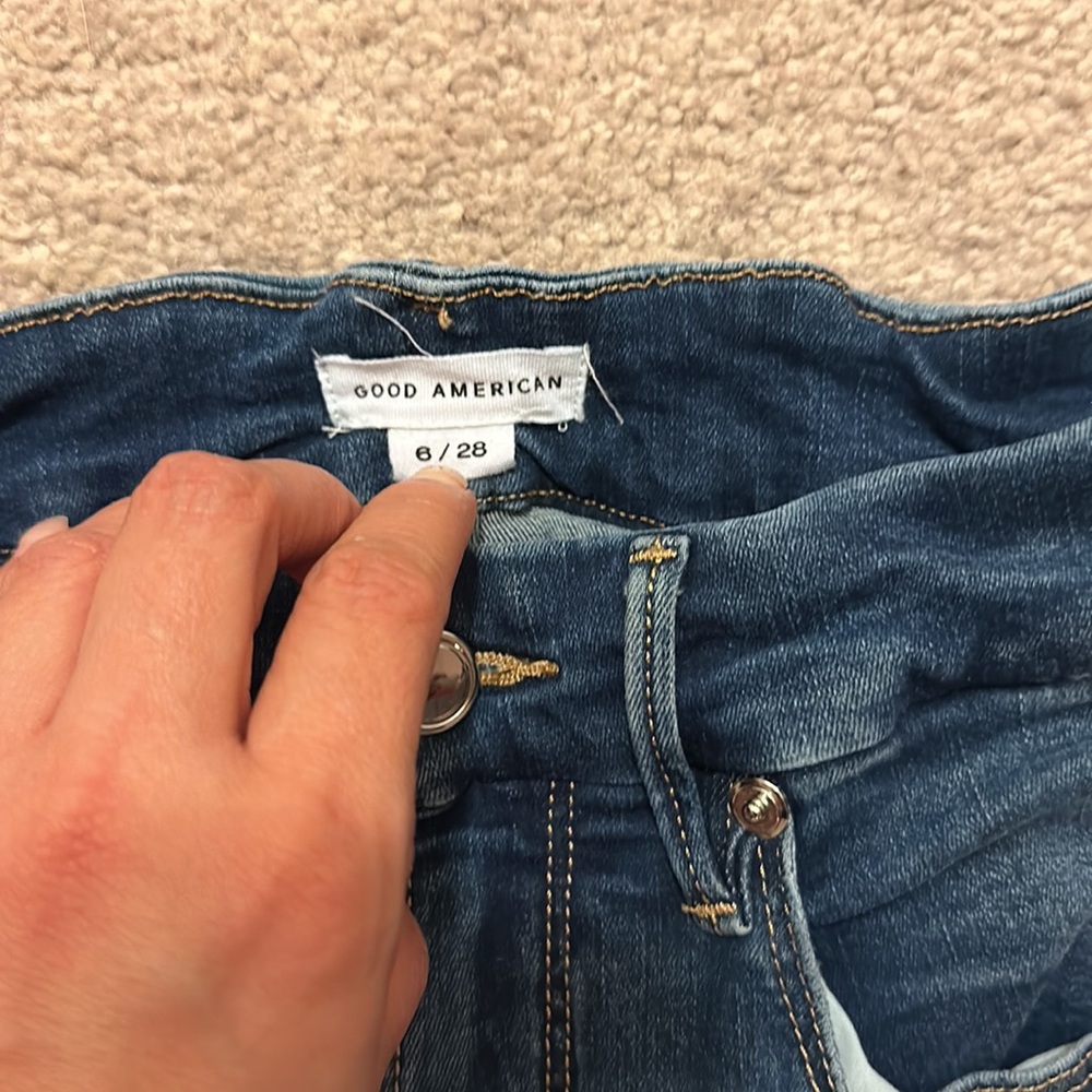 Good American Jeans size 6/28 - Picture 2 of 3